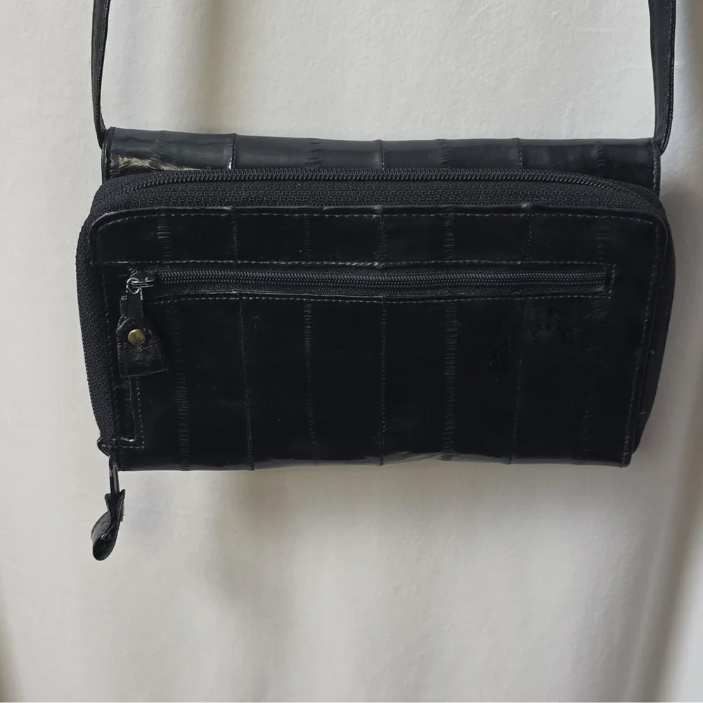 VINTAGE 1980's LeeSands Genuine EEL SKIN  Black Crossbody, Adjustable Strap